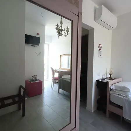 Retro'conero Отель типа 