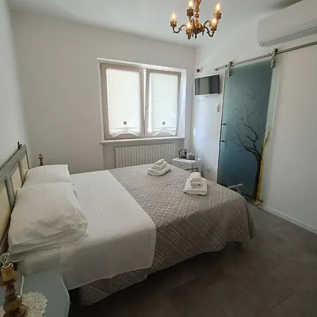 Bed & Breakfast Retro'conero 4*